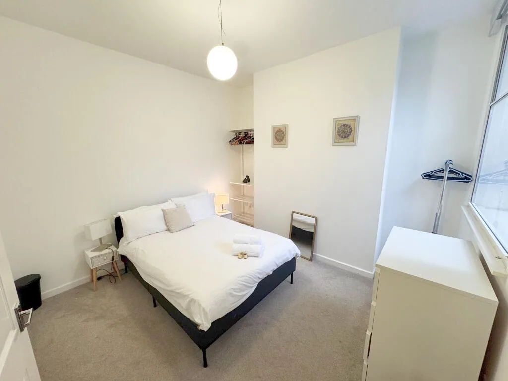 3 bedroom flat for rent