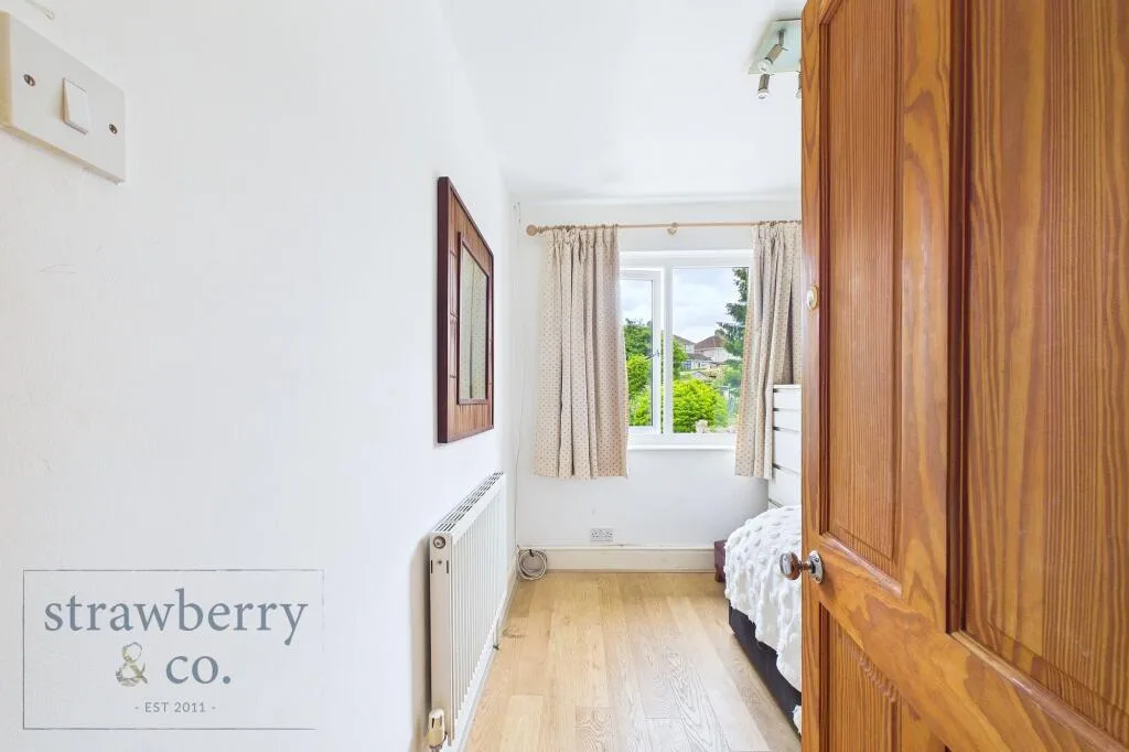 3 bedroom semi-detached house for rent