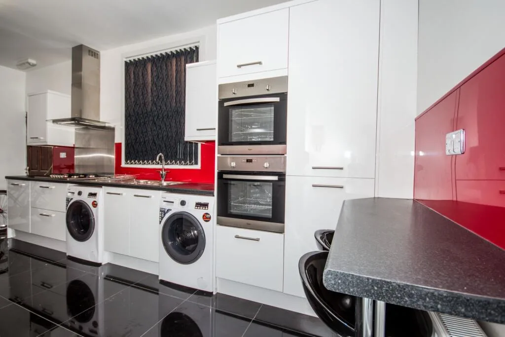 1 bedroom house share for rent