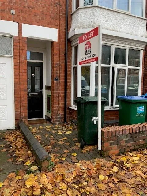 1 bedroom house share for rent