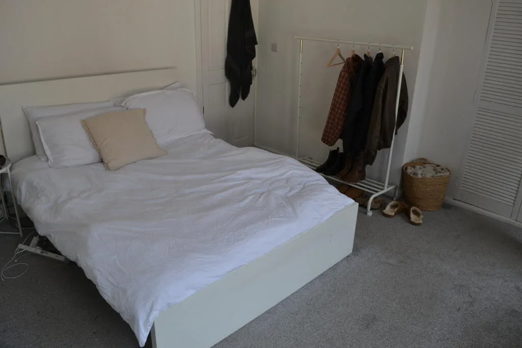 4 bedroom end of terrace house for rent