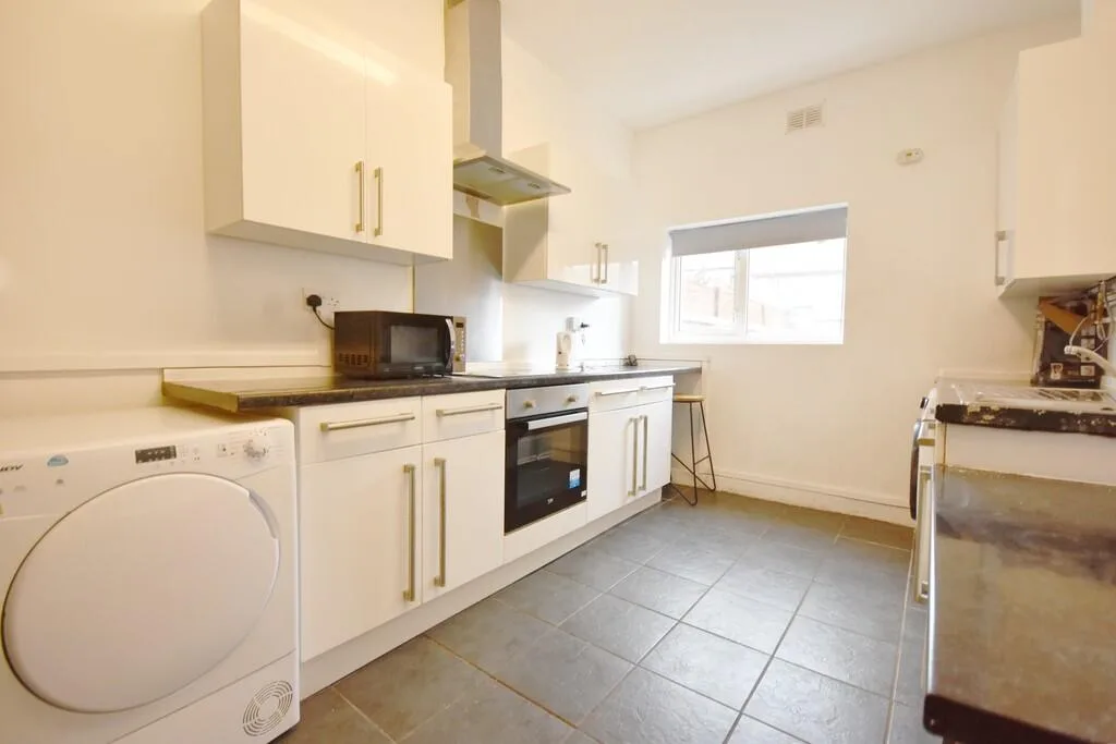 4 bedroom terraced house for rent