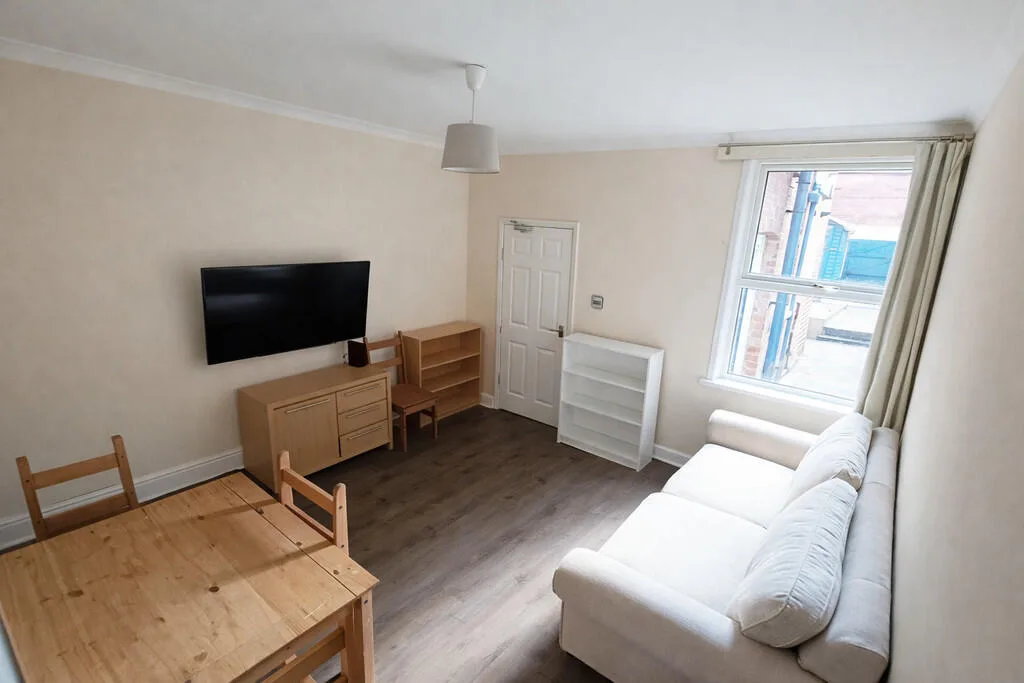 4 bedroom terraced house for rent