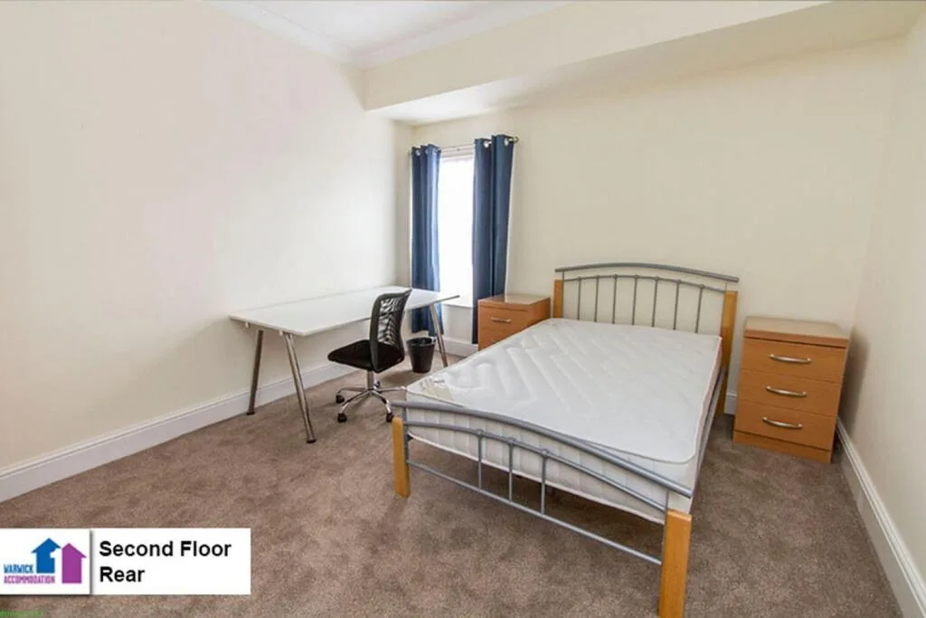 4 bedroom terraced house for rent