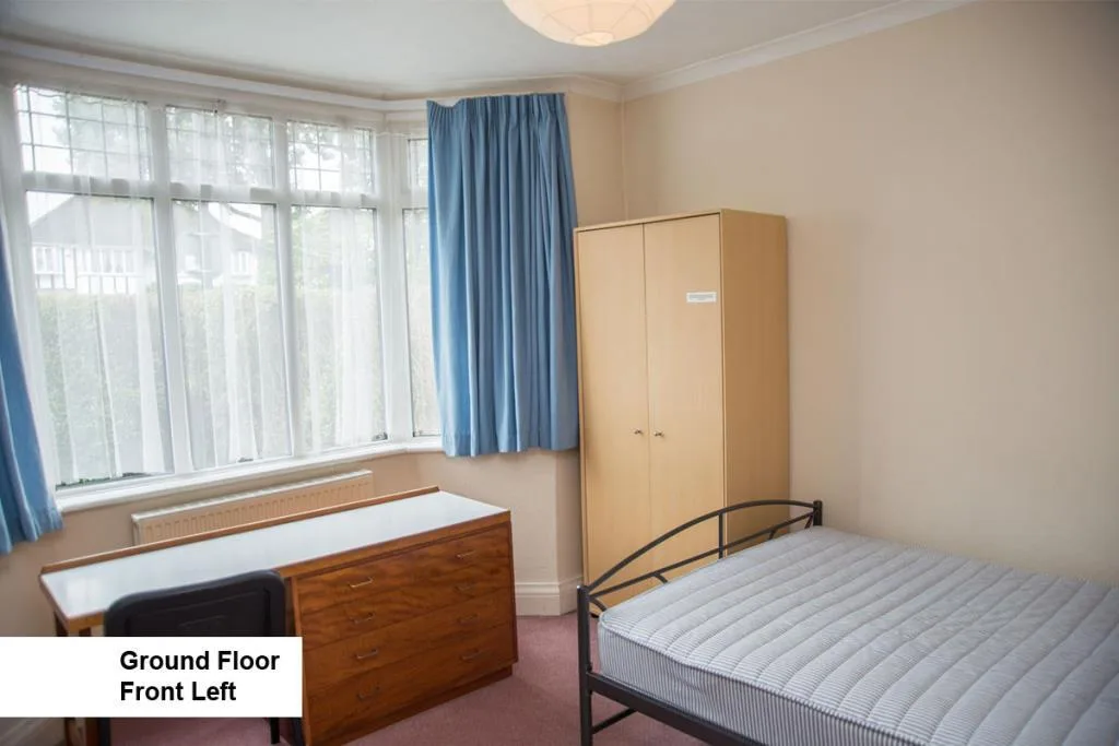 4 bedroom semi-detached house for rent