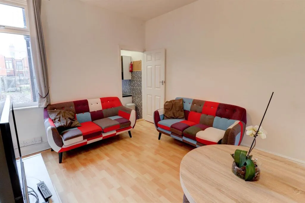 4 bedroom terraced house for rent