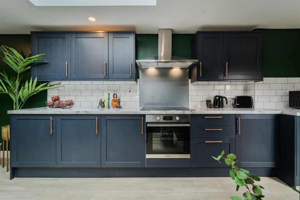 1 bedroom house share for rent