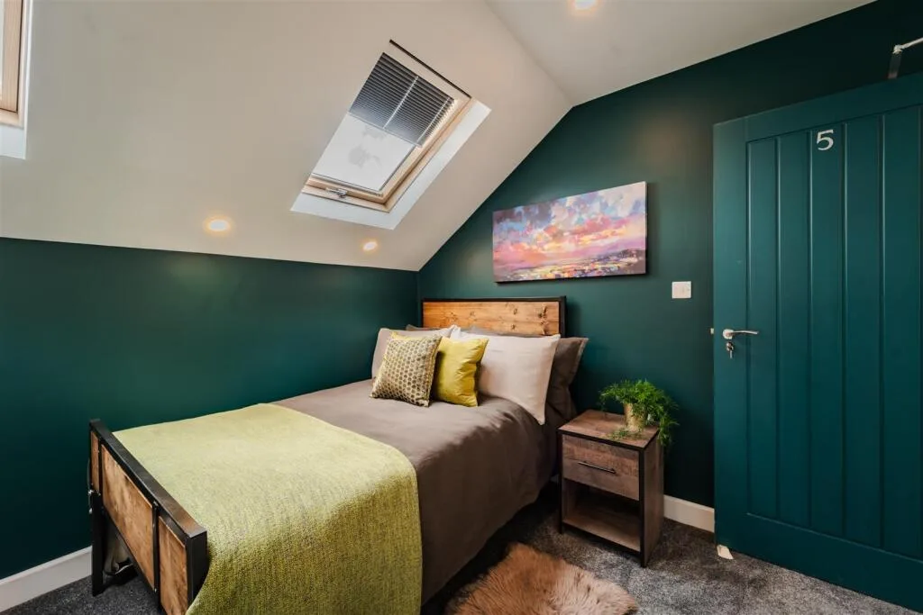 1 bedroom house share for rent