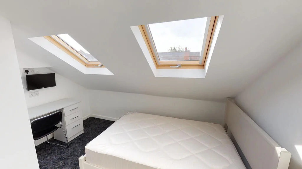 1 bedroom house share for rent