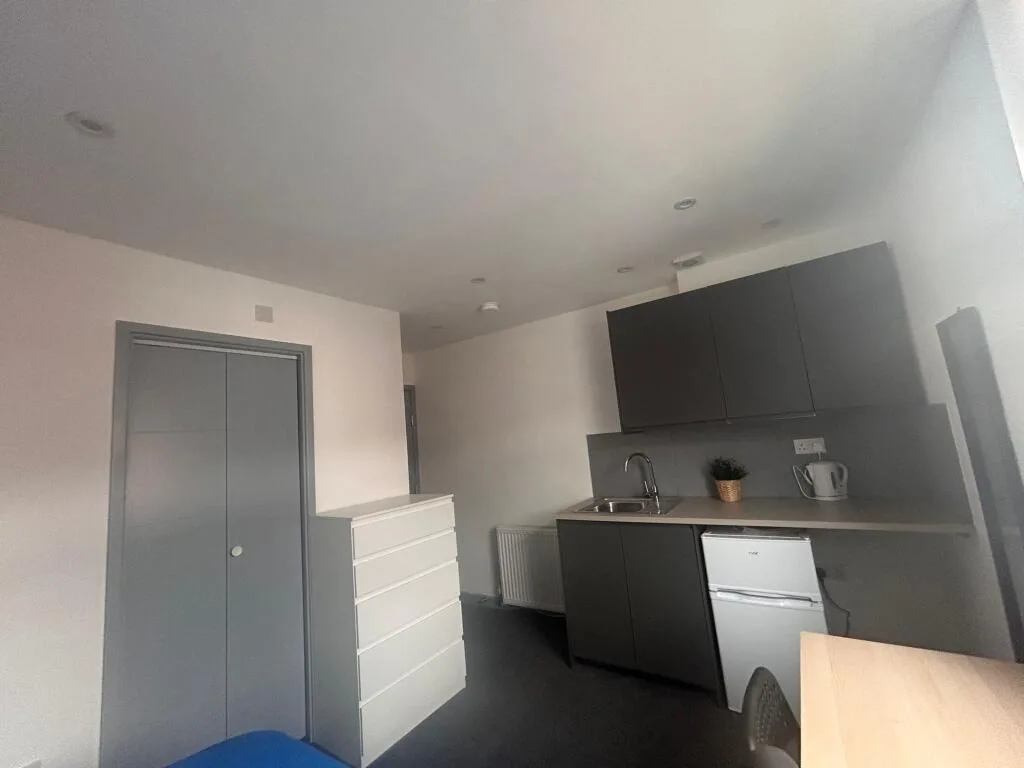 1 bedroom house for rent