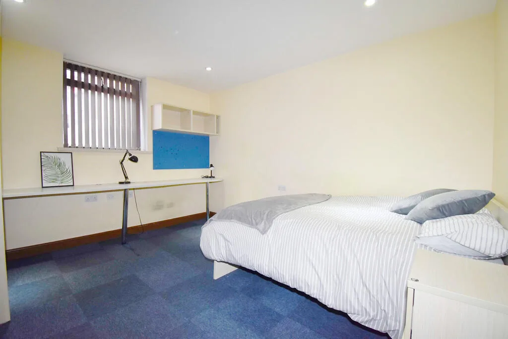 1 bedroom house share for rent