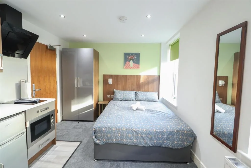 Studio flat for rent