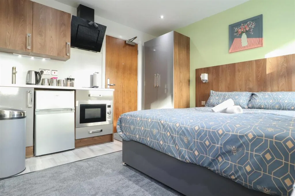 Studio flat for rent