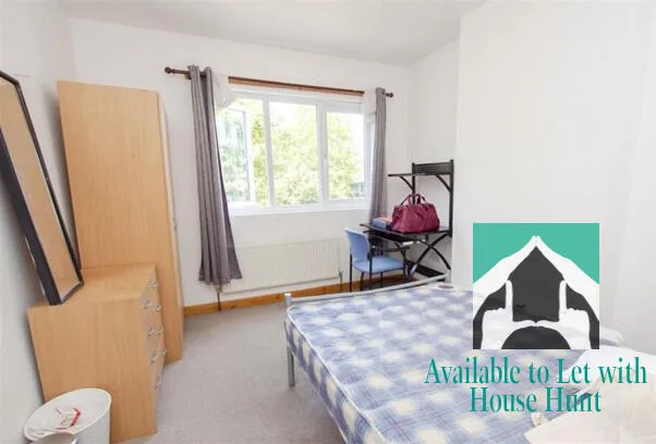 5 bedroom terraced house for rent