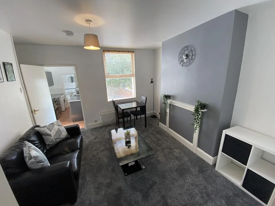1 bedroom ground floor flat for rent