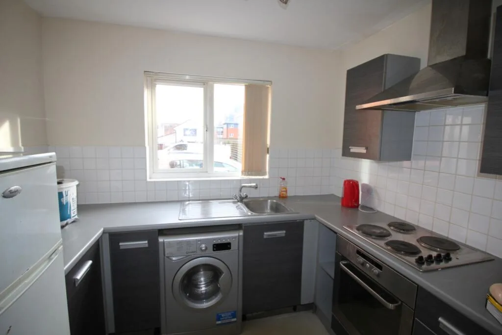 1 bedroom detached house for rent
