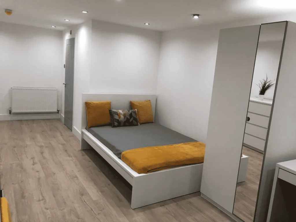 Studio flat for rent
