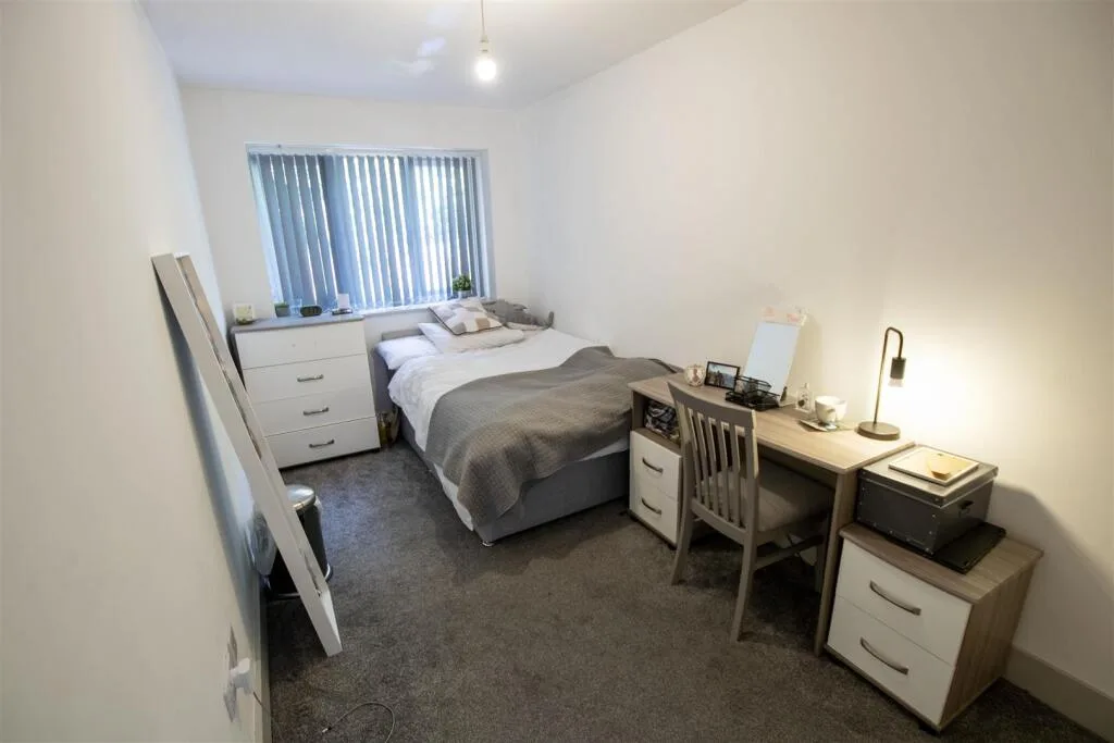 7 bedroom house for rent