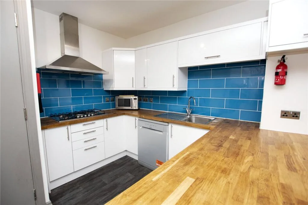 7 bedroom house for rent