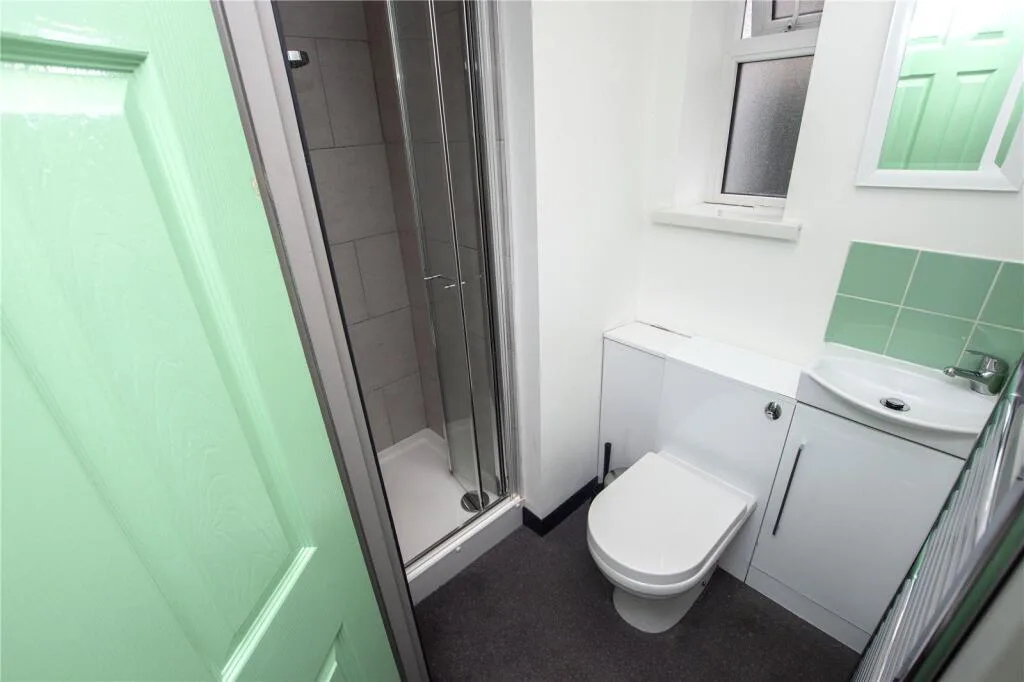 7 bedroom house for rent