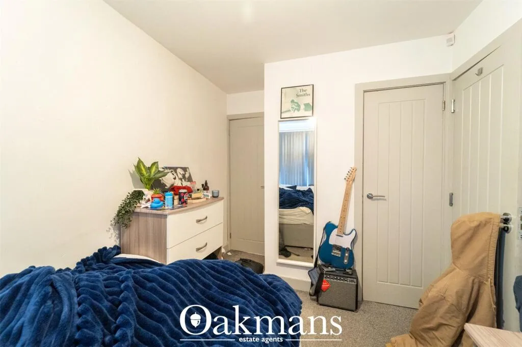 7 bedroom property for rent