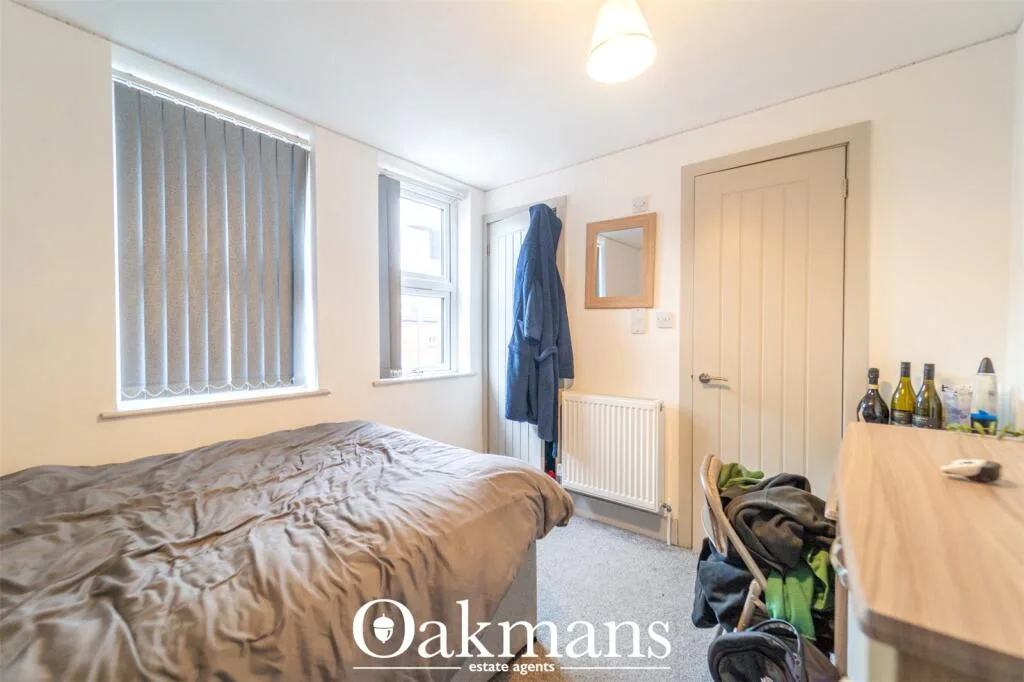 7 bedroom property for rent
