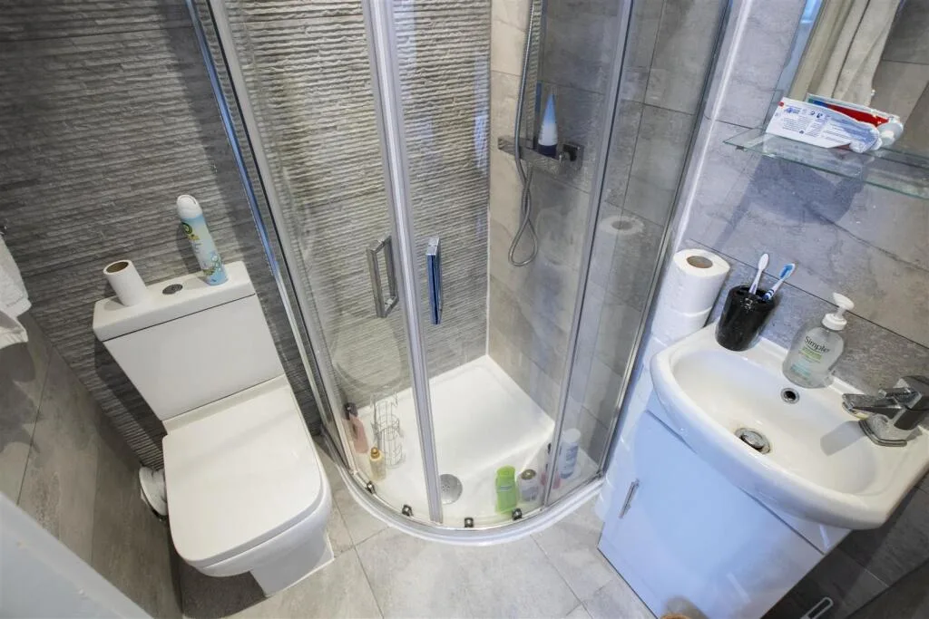 7 bedroom property for rent