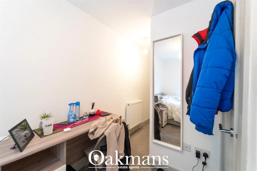 7 bedroom property for rent