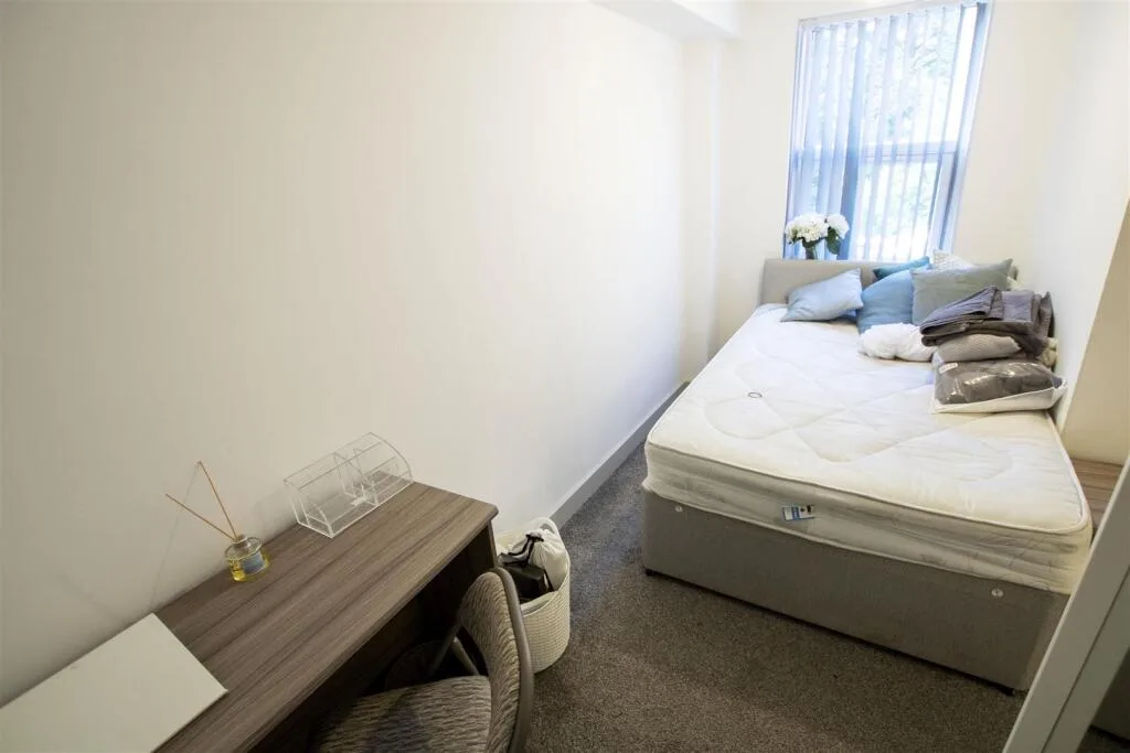 7 bedroom property for rent