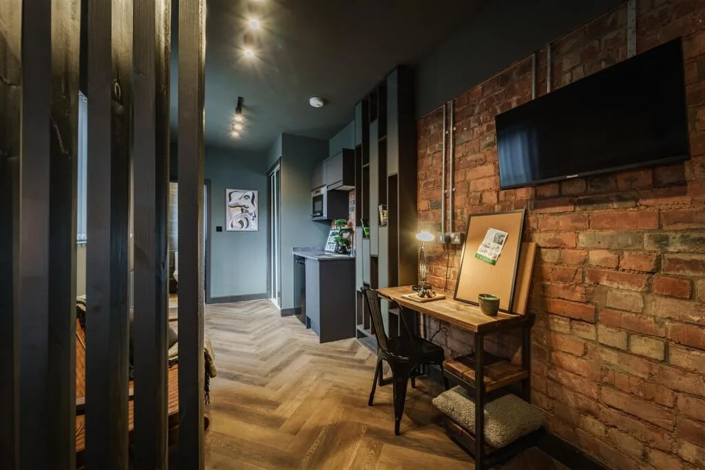 1 bedroom house share for rent