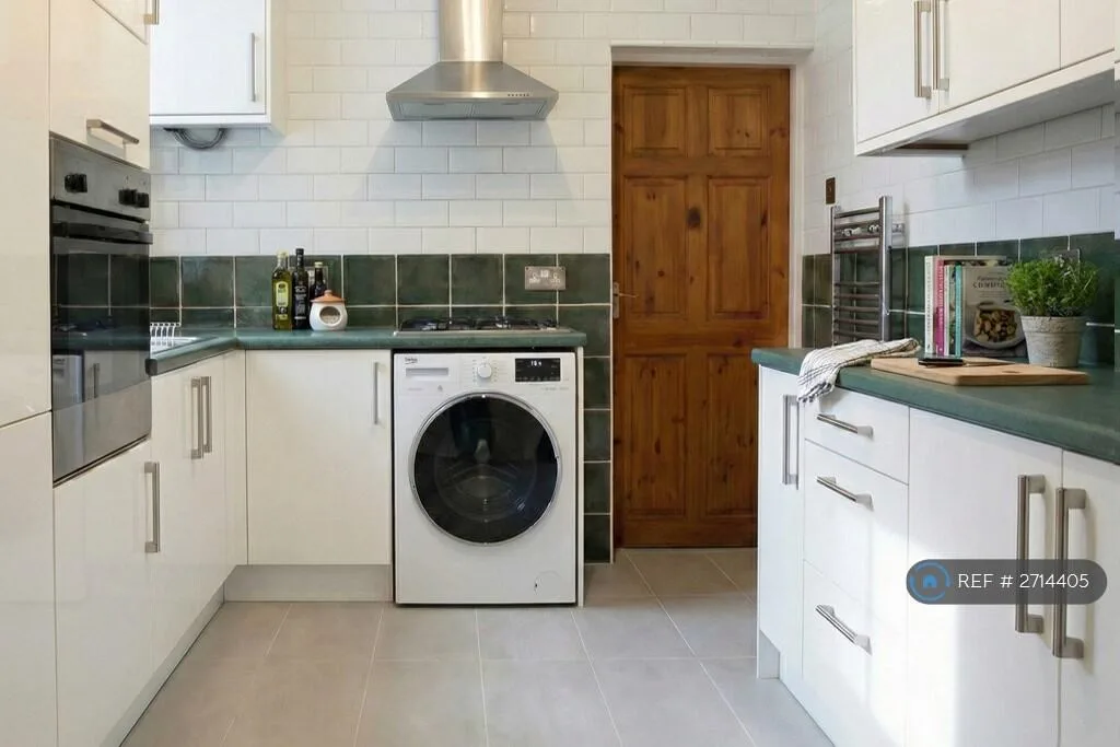 4 bedroom terraced house for rent