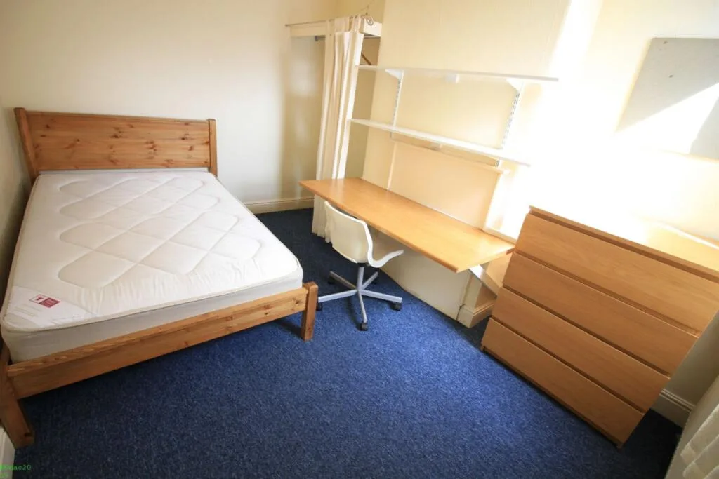 4 bedroom terraced house for rent