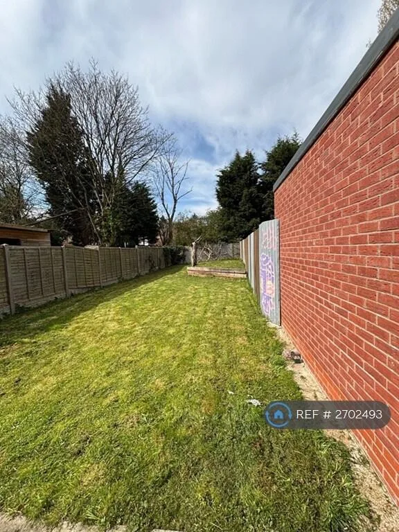 1 bedroom house share for rent