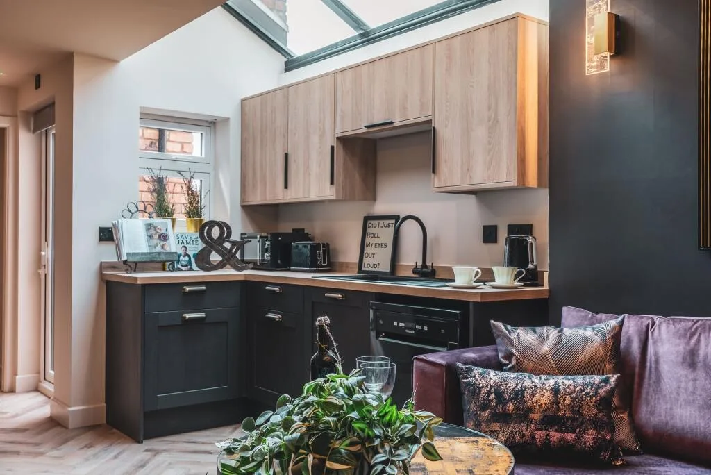 1 bedroom house share for rent