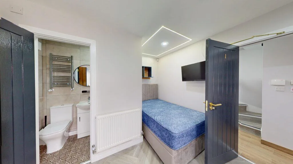 Studio flat for rent