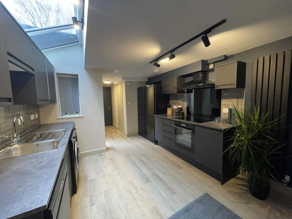1 bedroom house for rent