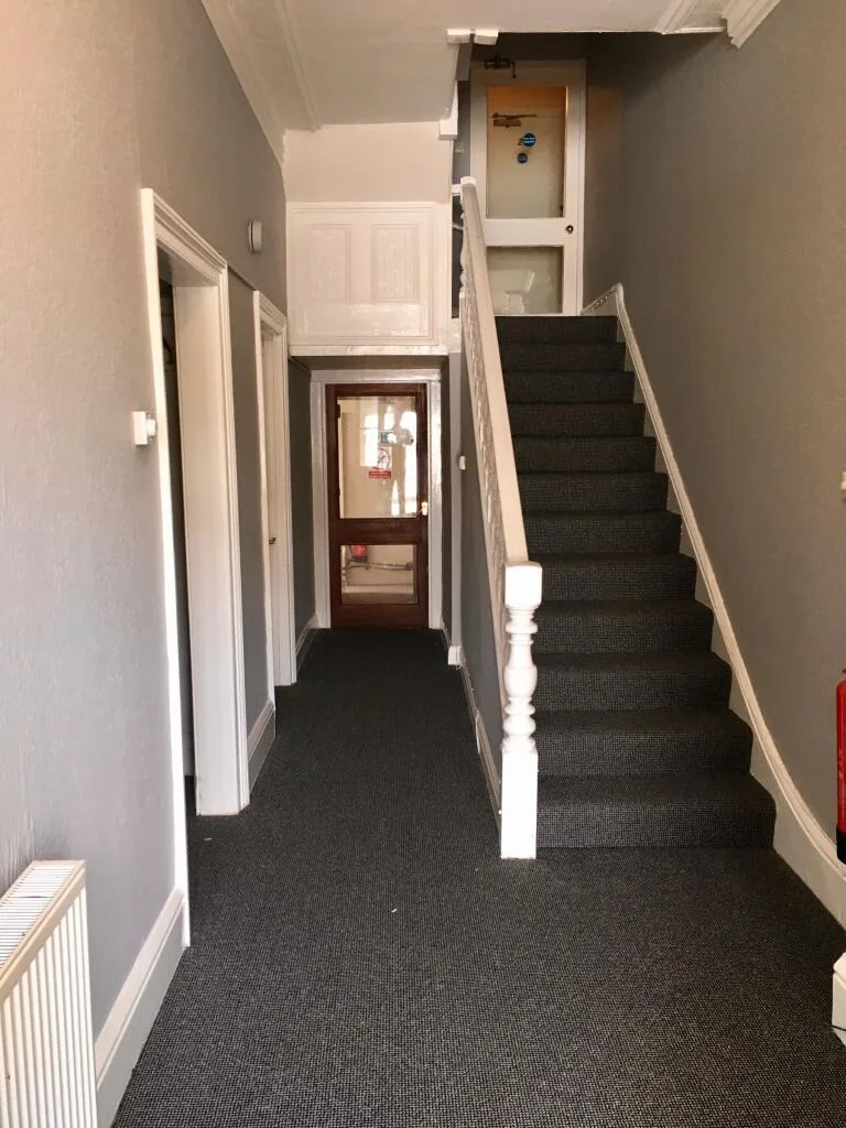1 bedroom detached house for rent