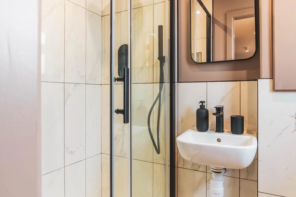 1 bedroom house for rent