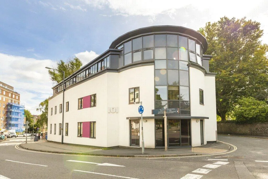 6 bedroom apartment for rent