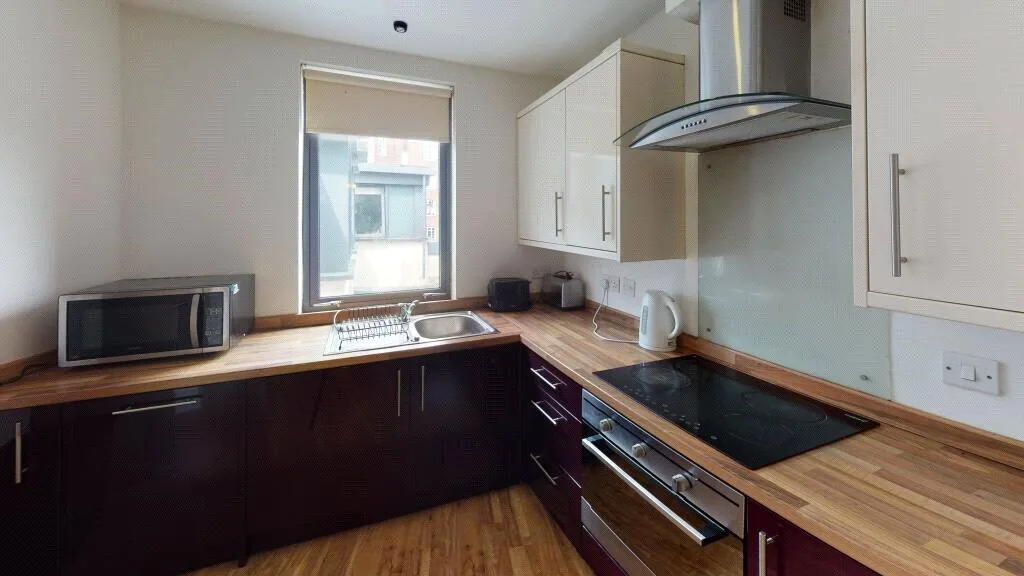 6 bedroom apartment for rent