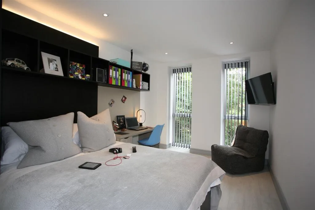 1 bedroom house share for rent