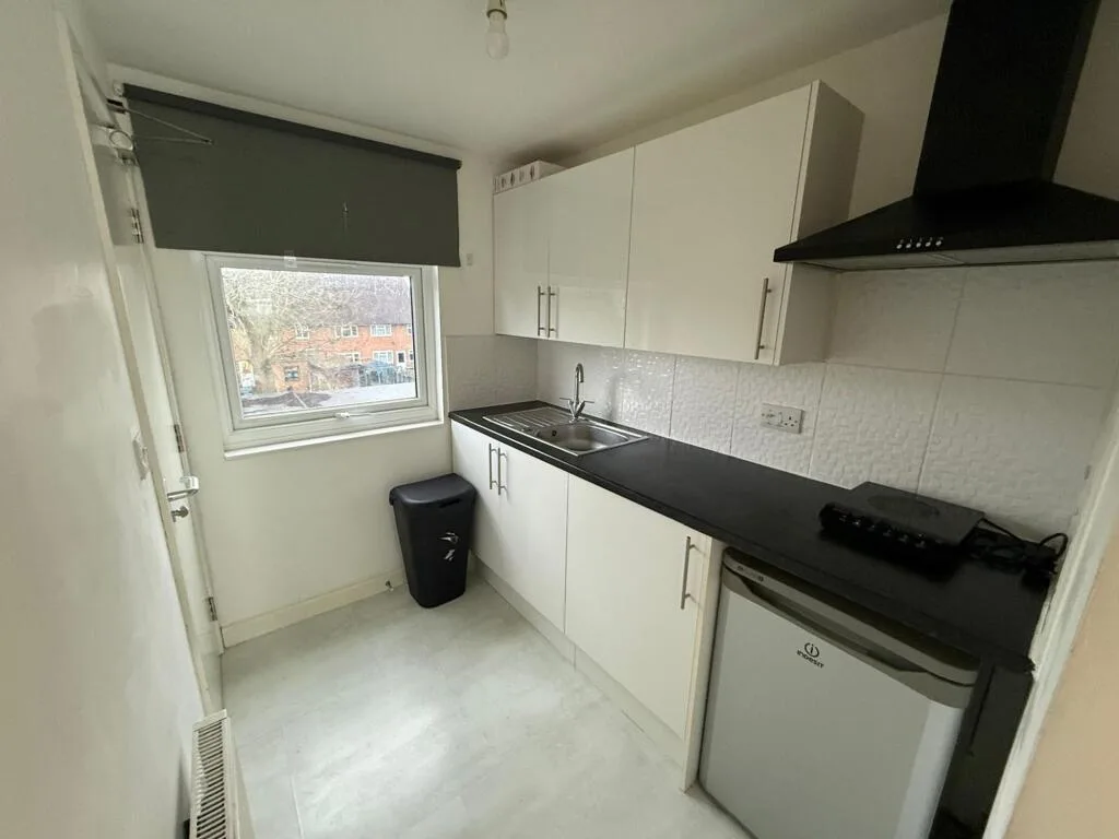 Studio flat for rent