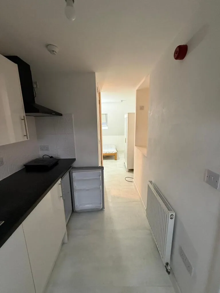 Studio flat for rent
