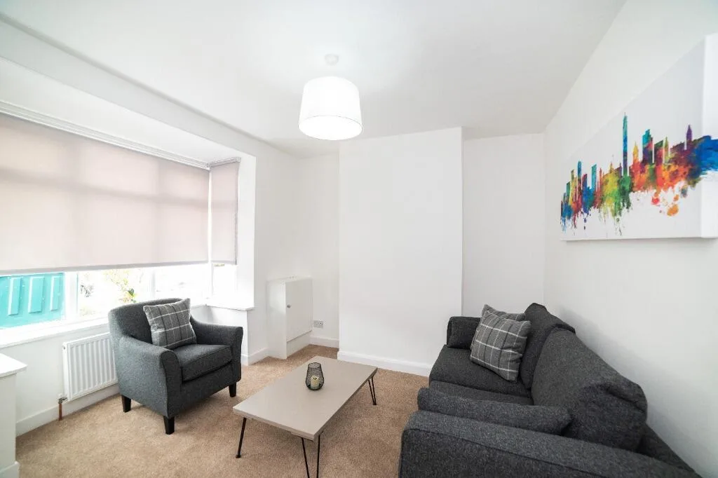 2 bedroom semi-detached house for rent