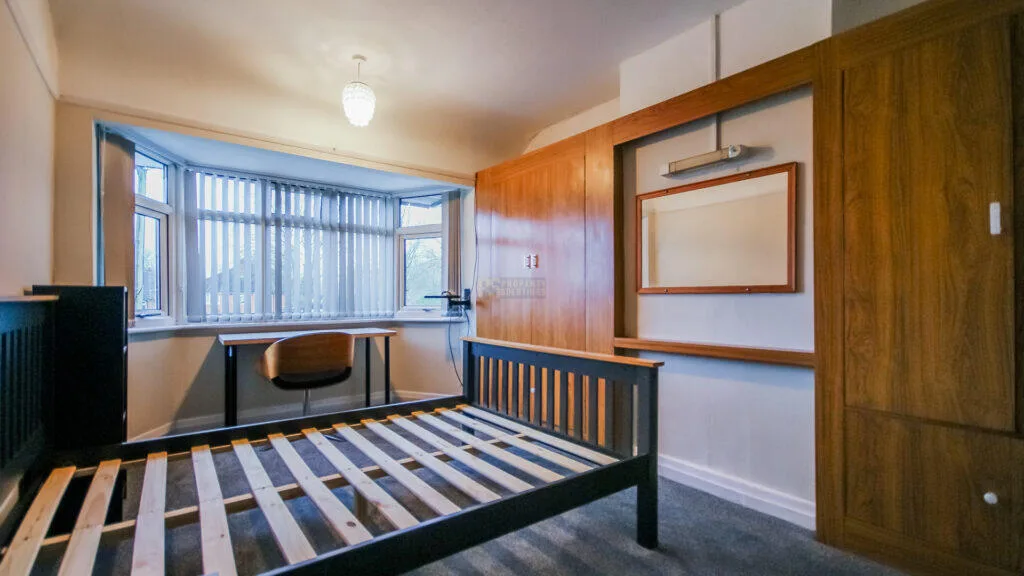 2 bedroom semi-detached house for rent