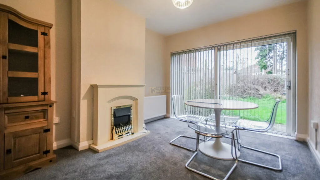 2 bedroom semi-detached house for rent
