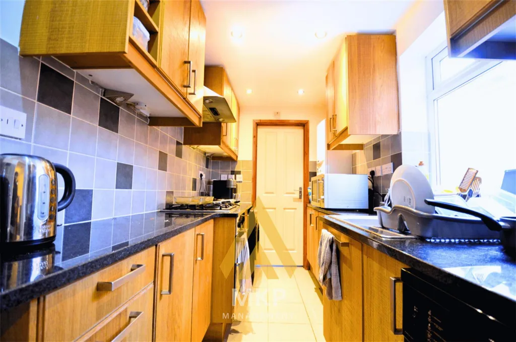 4 bedroom terraced house for rent