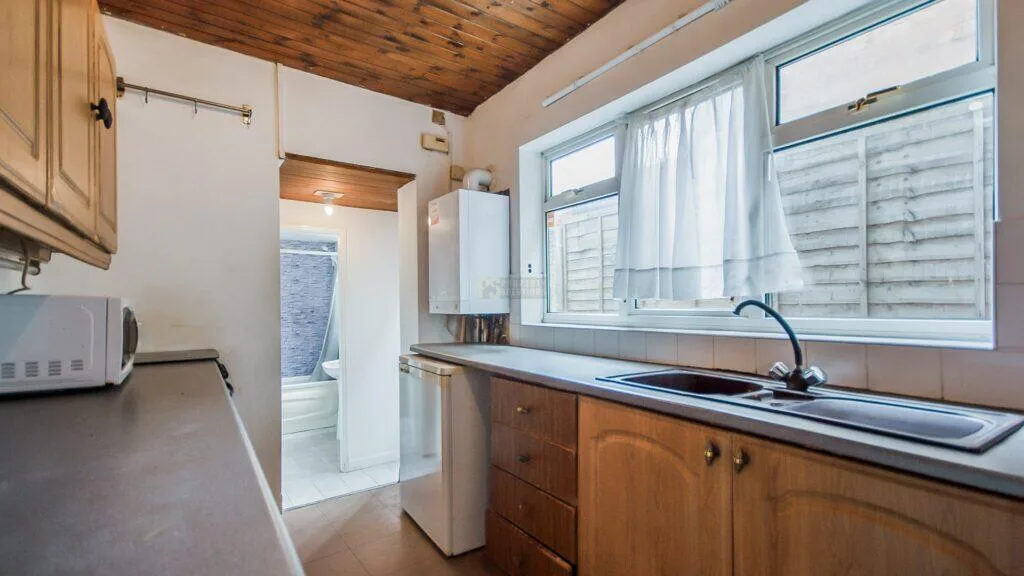 4 bedroom terraced house for rent