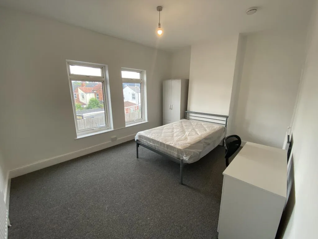 4 bedroom house for rent