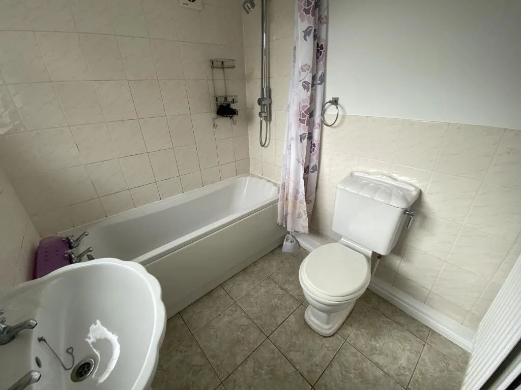 4 bedroom house for rent